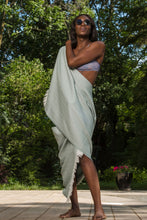 Load image into Gallery viewer, Extrafine Merino Wool Throw