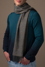 Load image into Gallery viewer, Merino English Lambswool Scarf