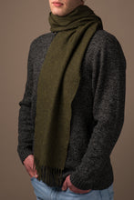 Load image into Gallery viewer, Merino English Lambswool Scarf