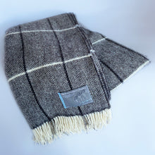 Load image into Gallery viewer, Shetland Wool Lerwick Throw