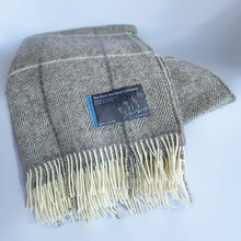 Load image into Gallery viewer, Shetland Wool Lerwick Throw