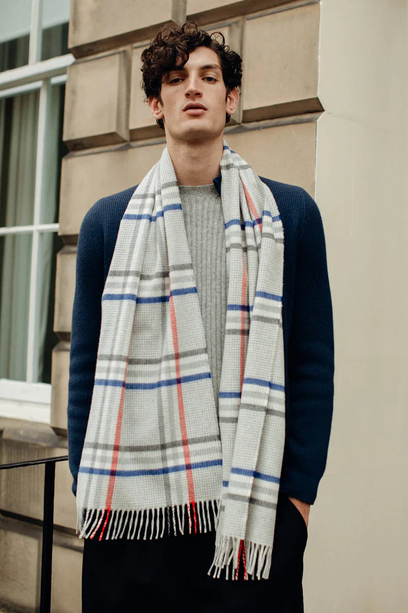 CELINE 19AW ウールマフラー　SCARF IN TARTAN WOOL CELINE 19AW ウールマフラー SCARF IN TARTAN WOOL