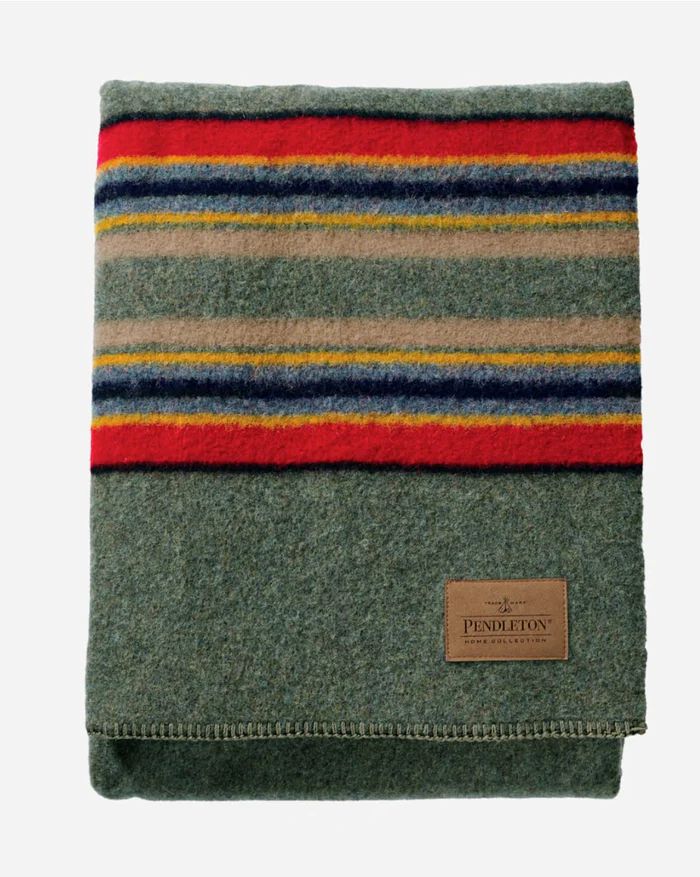 Yakima Camp Blanket in Green Heather