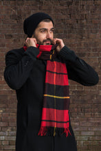 Load image into Gallery viewer, Canadian Merino Wool Toque
